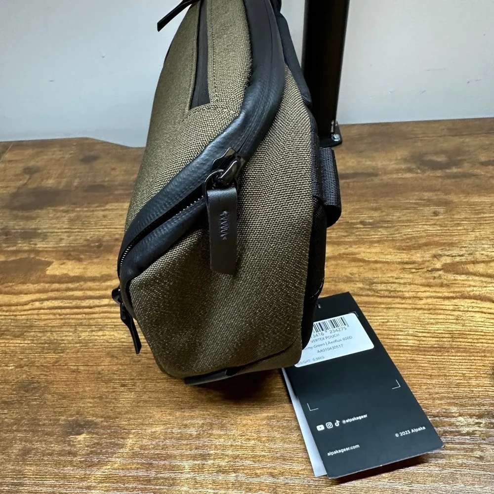 NEW Alpaka Vertex Pouch Army Green Axoflux 600D Tech Bag Crossbody AA010430517